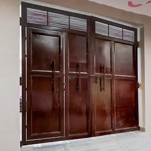 Hotel The Arrow Near Paschim Vihar
