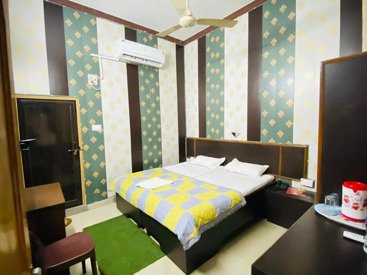 Hotel Regard Varanasi